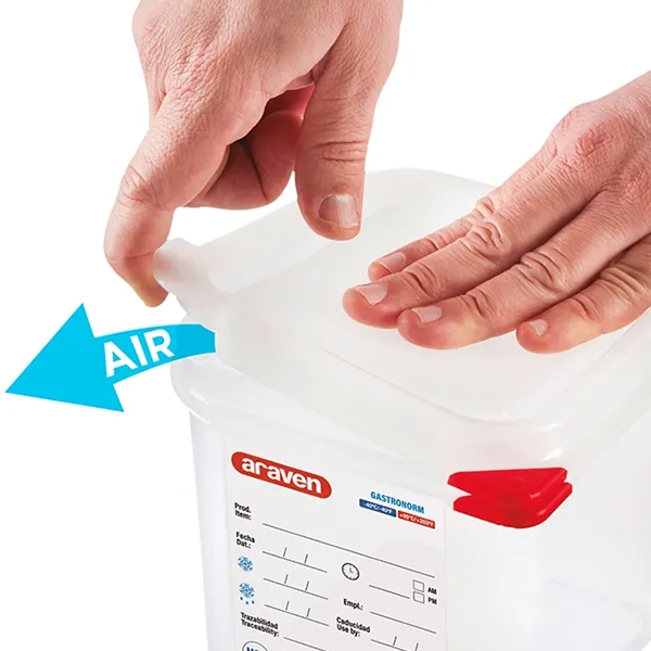 CONTENITORE ARAVEN ERMETICO IN PP GASTRONORM 1/3 cm.32,5x17,6x6,5 LT.2,5 CON COPERCHIO 2